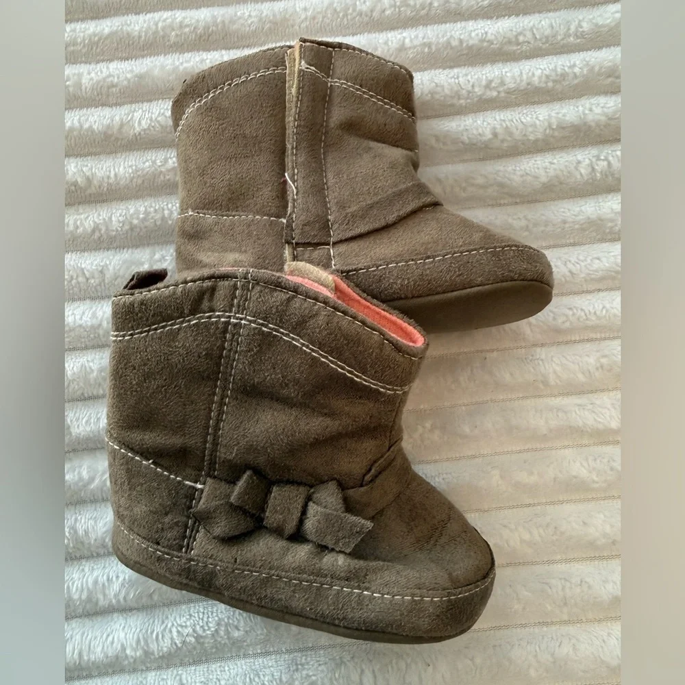 Carter's Tan Kids Boots with Bow